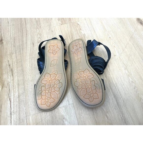 NWOB Born Black Leather Gladiator Sandals 8 - Picture 7 of 12